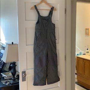 L.L. Bean kids sz 8 bib snow pants—gray